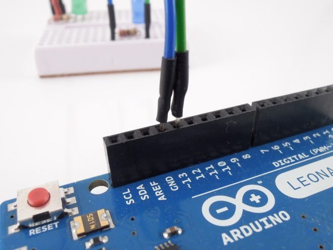 Kabelki podłączone do Arduino