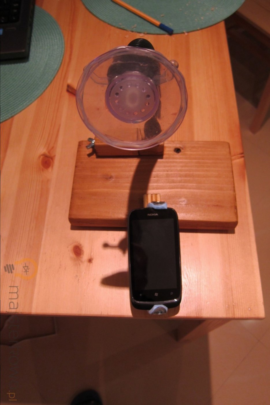 Podstawa (uchwyt) na Tablet lub Smartfon (gęsia szyjka ze starej lampki na biurko)
