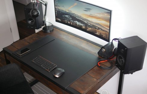 Jak ze stołu zrobiłem wyjątkowe biurko z komputerem w szufladzie