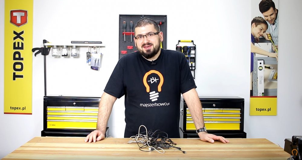 Jak uporządkować kable i przewody?