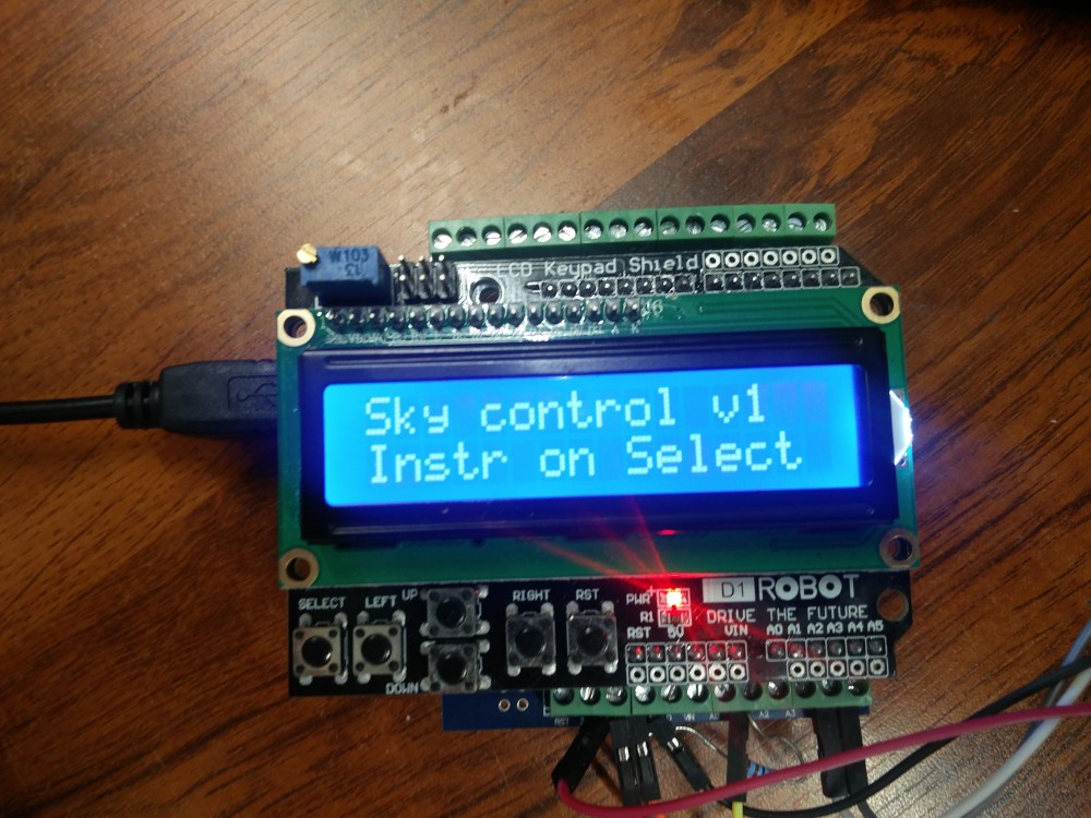 Sky Control – kontrola wilgotności i temperatury z przekaźnikami do sterowania grzejnikiem/nawilżaczem v1