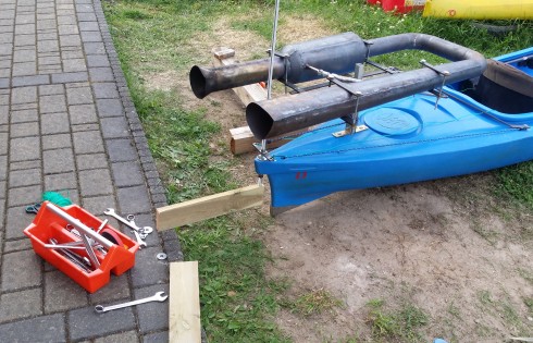 JetKayak, czyli kajak z silnikiem odrzutowym.