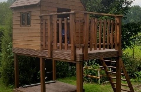 Domek dla dzieci z piaskownicą