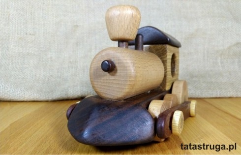 Lokomotywa narzędziami bez prądu.