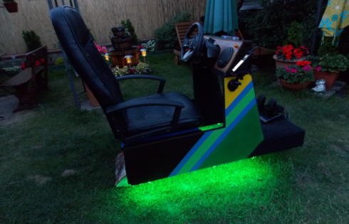 Zbudowałem domowy symulator rajdowy do gier (z napędem)