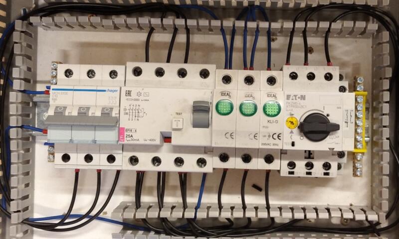 Podłączenie silnika trójfazowego (układ zasilania i zabezpieczenia) – Egzamin E.07 styczeń 2020